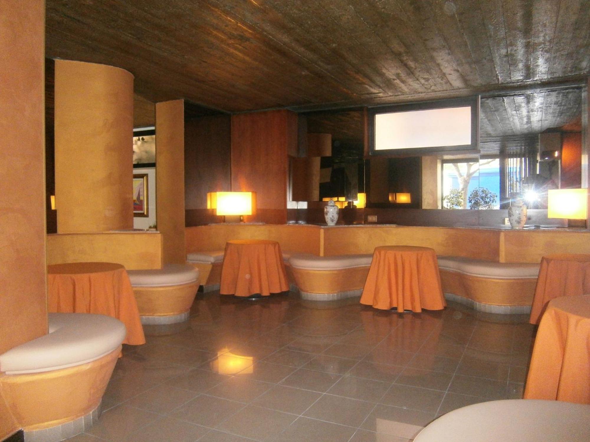 Hotel Corona Termoli Extérieur photo