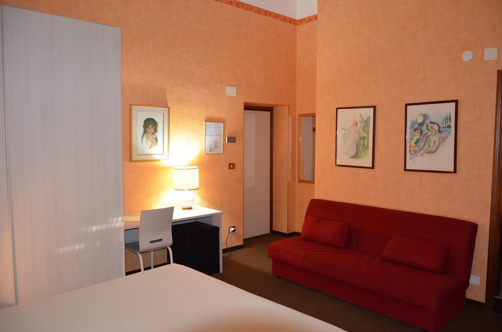 Hotel Corona Termoli Extérieur photo