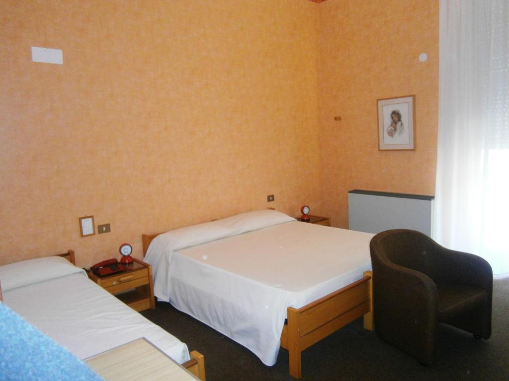 Hotel Corona Termoli Chambre photo
