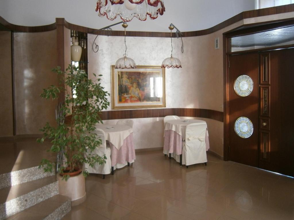 Hotel Corona Termoli Extérieur photo